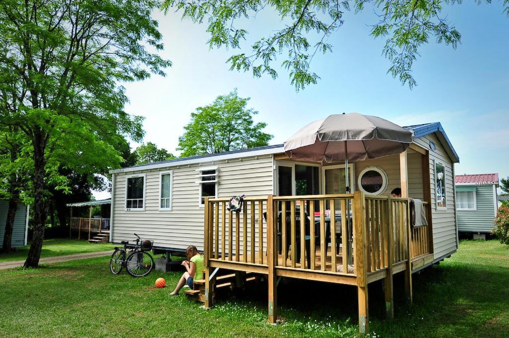 Camping Les Cigales Rocamadour Hotel Buitenkant foto