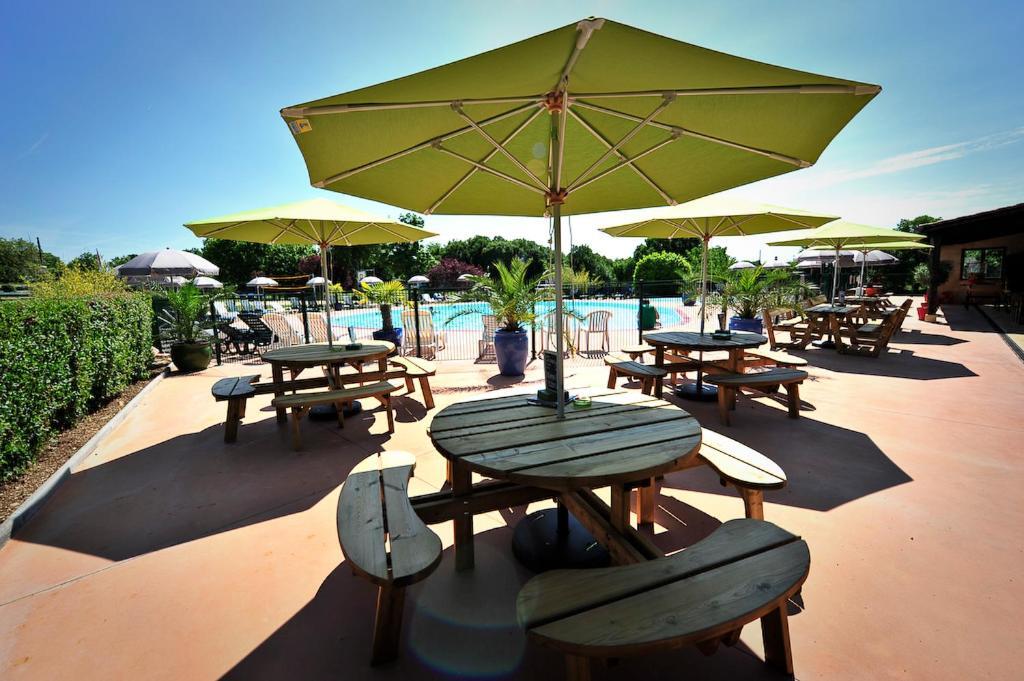 Camping Les Cigales Rocamadour Hotel Buitenkant foto